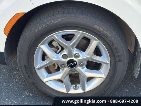 Used 2024 Kia Soul S image 7