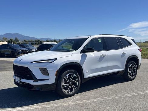 New 2026 Buick Enclave Sport Touring w/ Power Package image 8