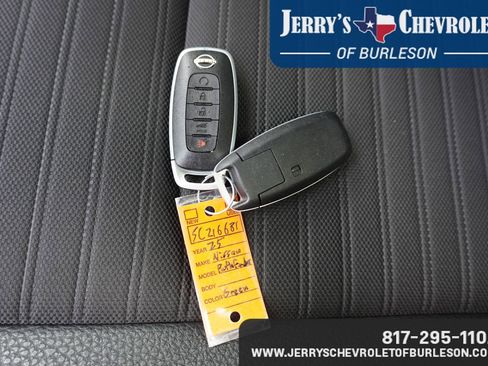 Used 2025 Nissan Pathfinder Rock Creek image 10