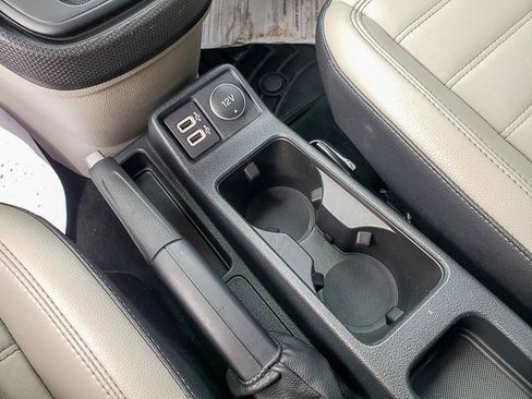 Used 2020 Ford Transit Connect Titanium image 12