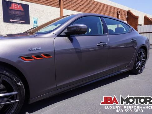 Used 2021 Maserati Quattroporte Trofeo image 16