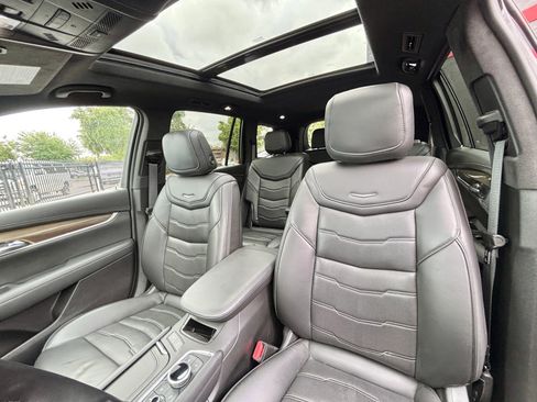 Used 2021 Cadillac XT6 Sport w/ Platinum Package AWD/4WD image 10