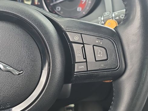 Used 2014 Jaguar F-TYPE S image 18