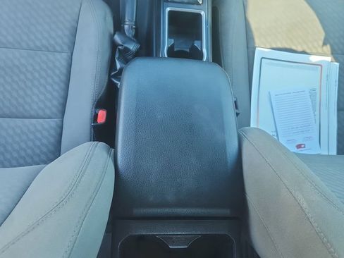 Used 2022 Toyota Tacoma SR AWD/4WD image 25