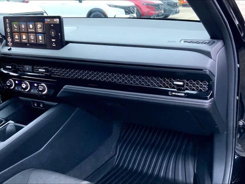 Used 2023 Honda Accord Sport image 19