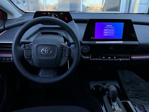 New 2026 Toyota Prius Plug-In Hybrid image 12