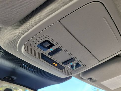 New 2026 Ford Explorer Active RWD image 31