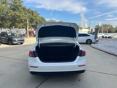 Used 2024 Honda Accord Sport image 35