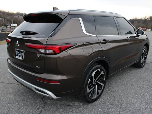 Used 2022 Mitsubishi Outlander SEL image 9