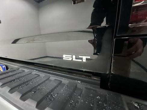 Used 2018 GMC Sierra 1500 SLT image 30