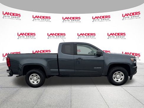Used 2019 Chevrolet Colorado W/T image 2