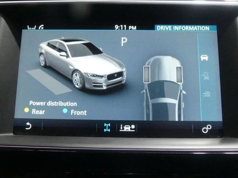 Used 2018 Jaguar XE Prestige AWD/4WD image 48