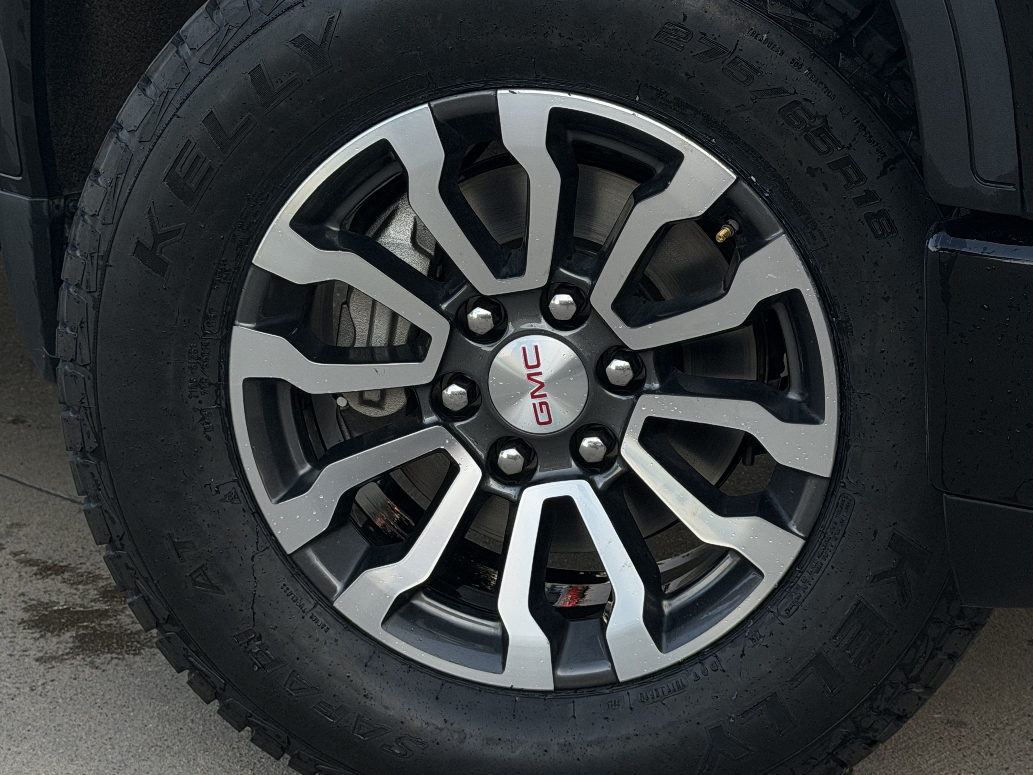 Used 2022 GMC Sierra 1500 AT4 w/ AT4 Preferred Package AWD/4WD image 10