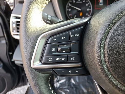 Certified 2025 Subaru Legacy Limited image 22