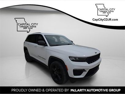 Used 2024 Jeep Grand Cherokee Limited w/ Black Appearance Package