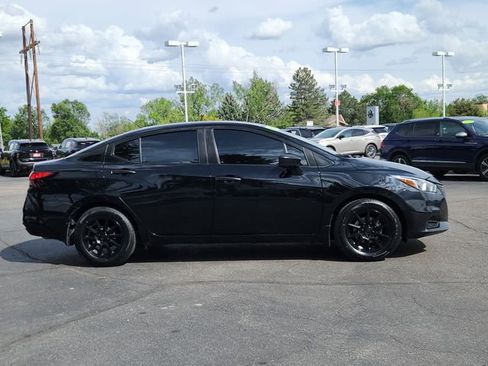 Used 2020 Nissan Versa S FWD image 2