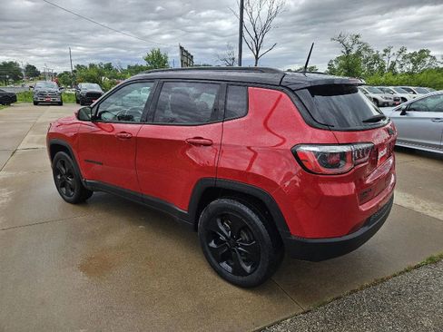 Used 2018 Jeep Compass Latitude AWD/4WD image 7