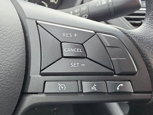 Certified 2025 Nissan Altima 2.5 S FWD image 14