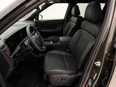 Used 2025 Hyundai Santa Fe Calligraphy image 12