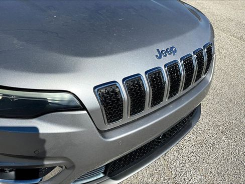 Used 2019 Jeep Cherokee Limited w/ Luxury Group image 31