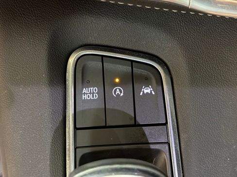 Used 2024 Cadillac Escalade Premium Luxury w/ Performance Package AWD/4WD image 34