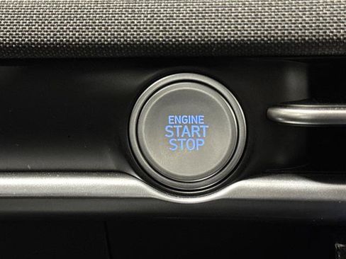 Used 2025 Hyundai Tucson Limited image 23