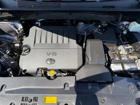 Used 2015 Toyota Highlander XLE FWD image 24