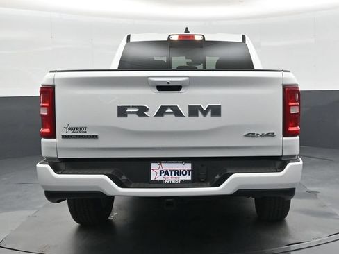 New 2026 RAM 1500 4x4 Crew Cab image 22