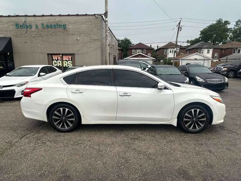 Used 2016 Nissan Altima 2.5 SL FWD image 4