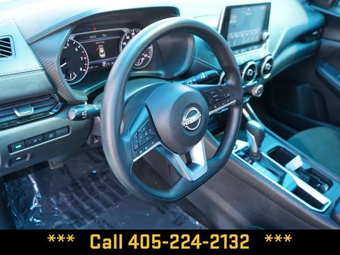 Used 2024 Nissan Sentra SV FWD image 19