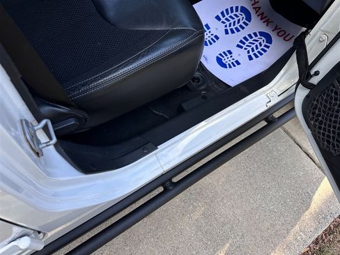 Used 2017 Jeep Wrangler Unlimited Sahara image 45