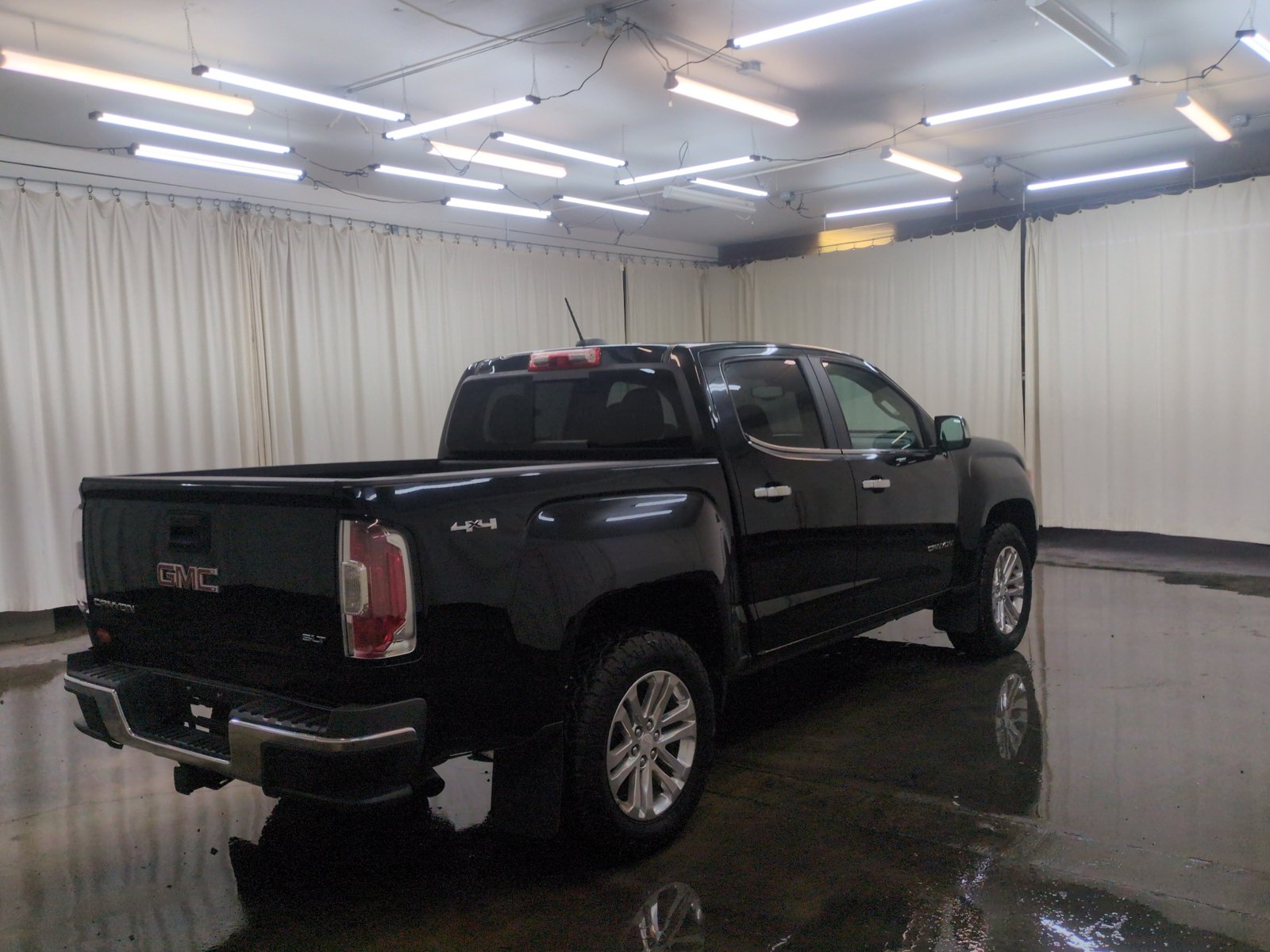 Used 2016 GMC Canyon SLT AWD/4WD image 5