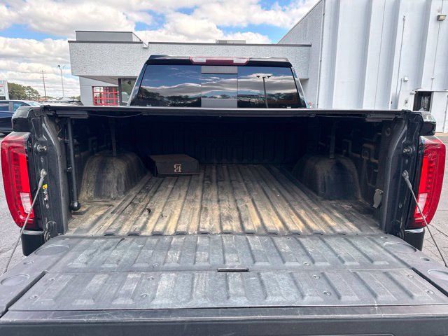 Used 2021 GMC Sierra 1500 SLT w/ SLT Premium Plus Package AWD/4WD image 9