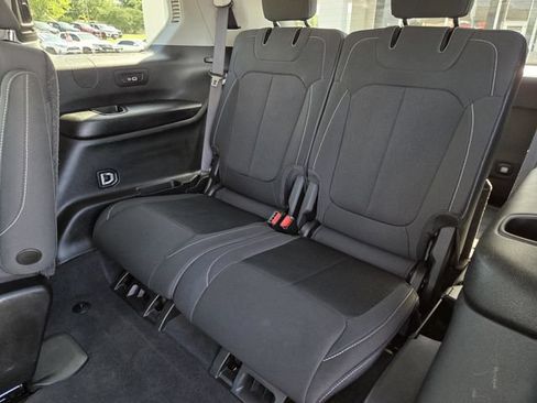 Used 2023 Jeep Grand Cherokee L Laredo w/ Luxury Tech Group I RWD image 29