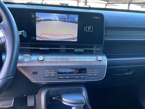 Used 2025 Hyundai Kona SEL image 30