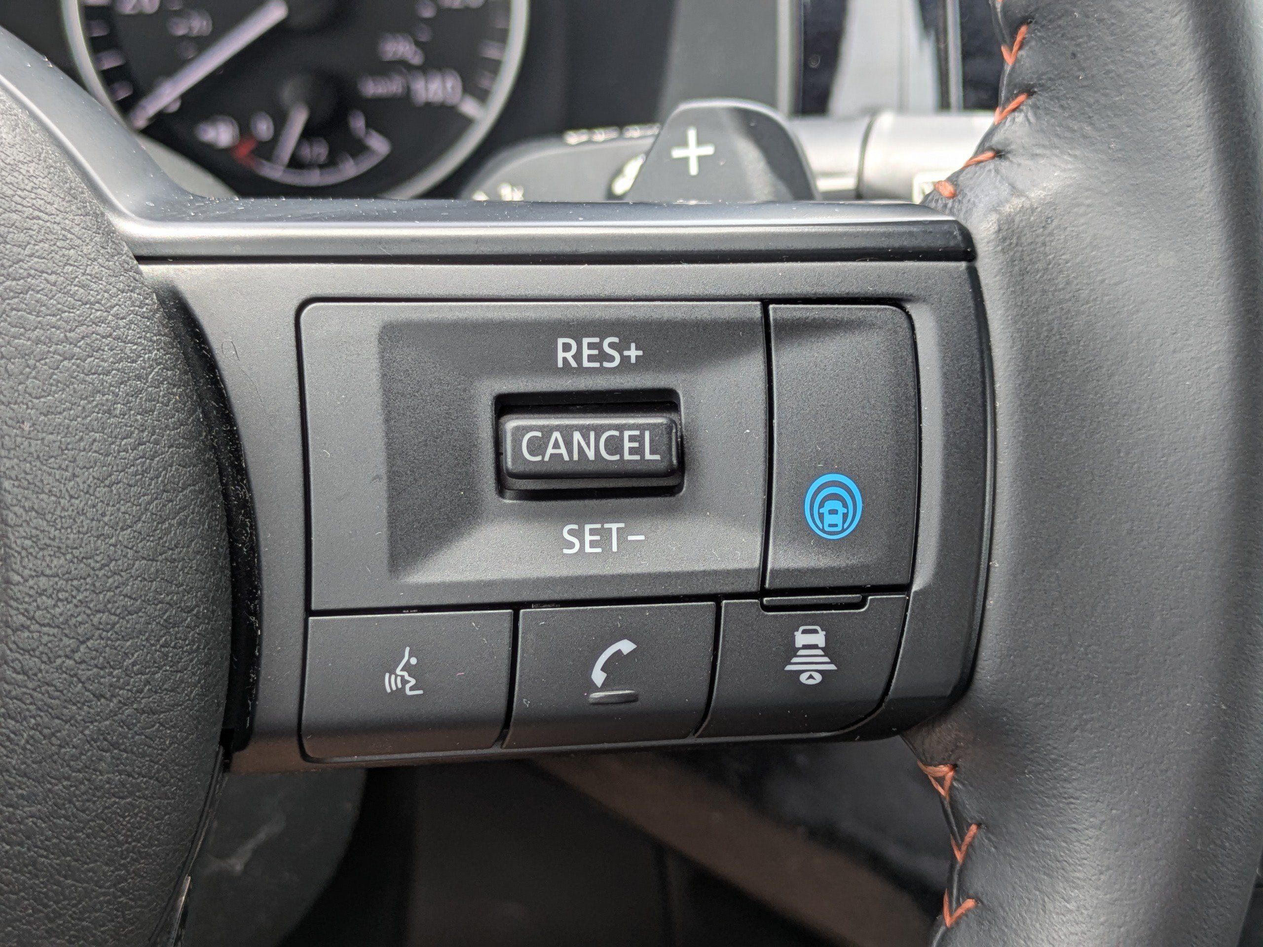 Used 2024 Nissan Pathfinder Rock Creek AWD/4WD image 22