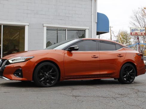 Used 2019 Nissan Maxima SR w/ Premium Package image 7