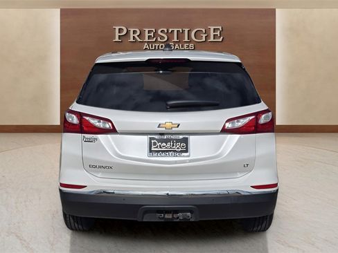 Used 2018 Chevrolet Equinox LT image 33