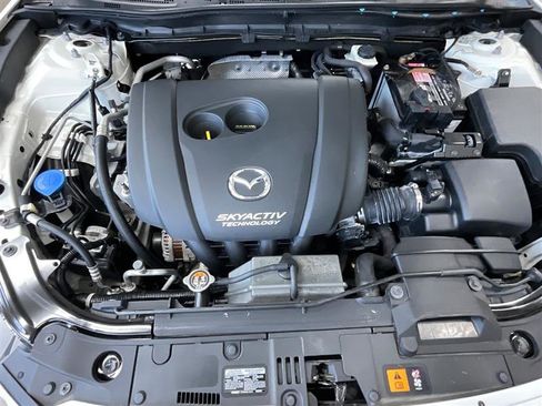 Used 2017 MAZDA MAZDA3 Sport w/ Preferred Equipment Package image 20