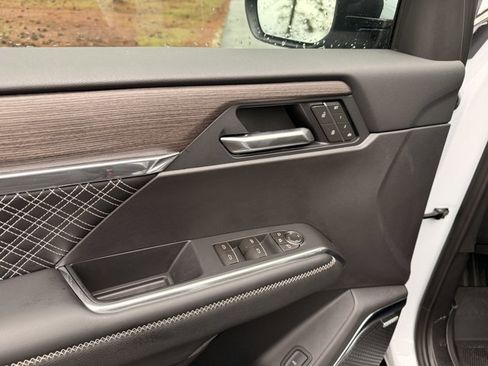 New 2026 GMC Acadia Denali w/ Super Cruise Package image 15