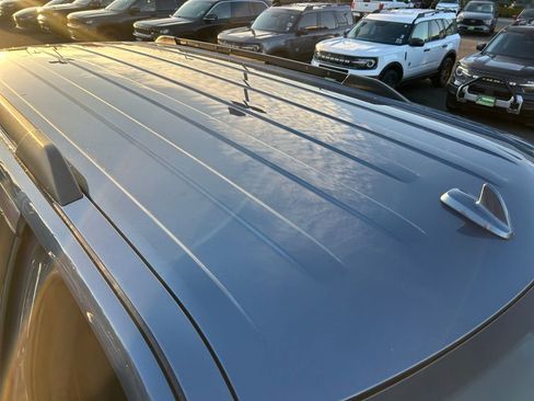 Used 2020 Ford Expedition XLT image 29