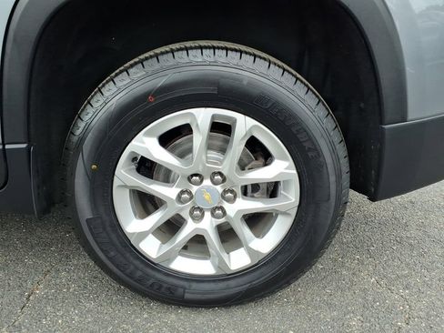 Used 2020 Chevrolet Traverse LS FWD image 18