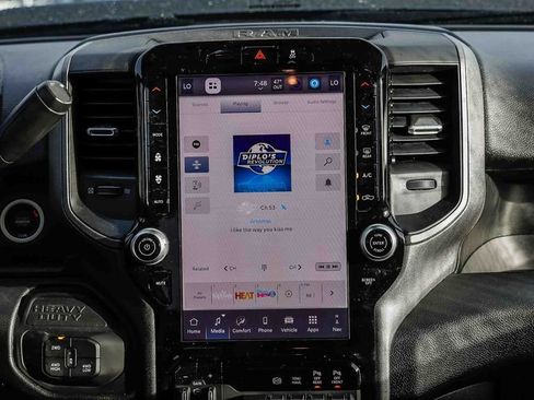 New 2026 RAM 2500 Tradesman AWD/4WD image 17