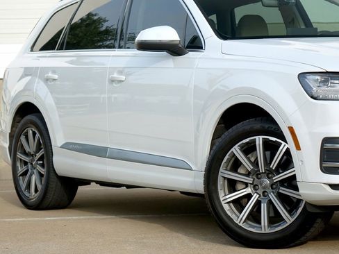 Used 2019 Audi Q7 2.0T Premium Plus w/ Premium Plus Package AWD/4WD image 19