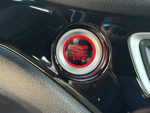 Used 2022 Honda Pilot Black Edition image 7