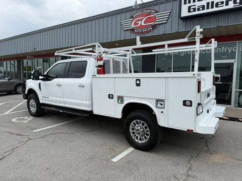 Used 2021 Ford F350 XLT w/ XLT Premium Package AWD/4WD image 4