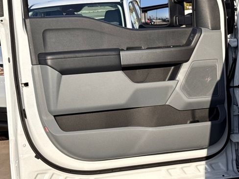 Used 2025 Ford F350 XLT AWD/4WD image 15