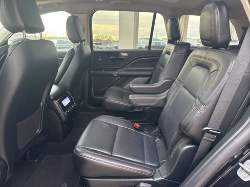 Used 2024 Lincoln Aviator Reserve image 11