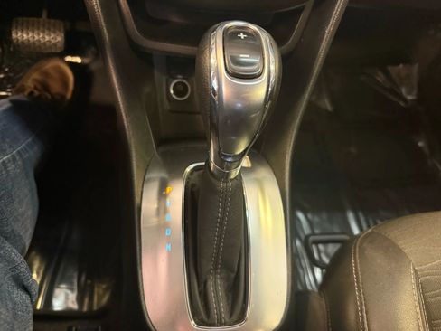 Used 2016 Buick Encore FWD image 18