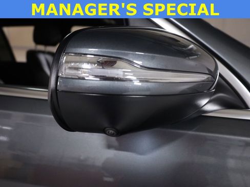 Used 2025 Mercedes-Benz GLS 450 4MATIC image 79